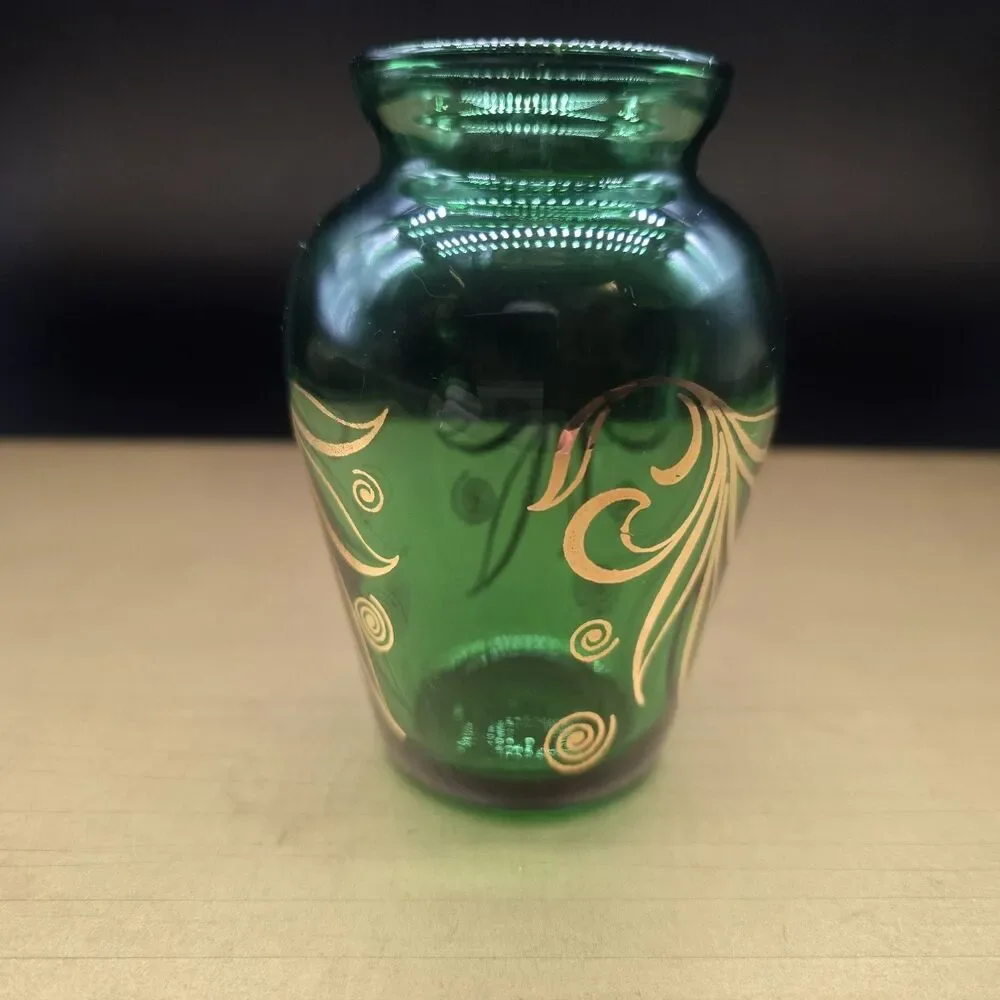 VTG Forest Green Depression Glass Vase Embellished w Gold Gilt Leaves 3.5